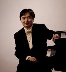 Sheng Cai, piano